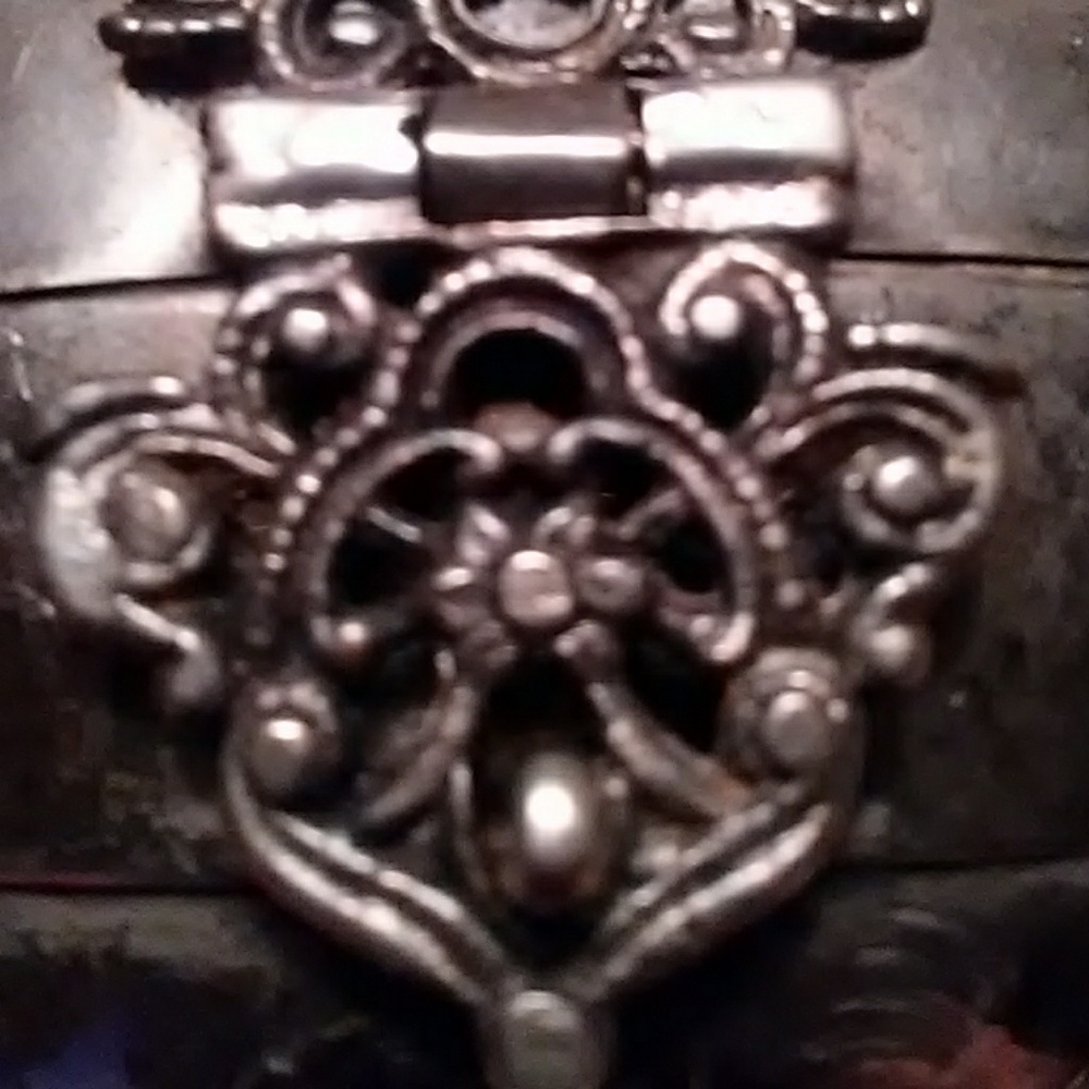 Pewter purse - Picture 2 of 5